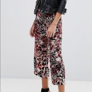 Sisley US 10 cropped culotte pants